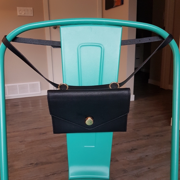 Zara Handbags - Zara belt bag/fannypack